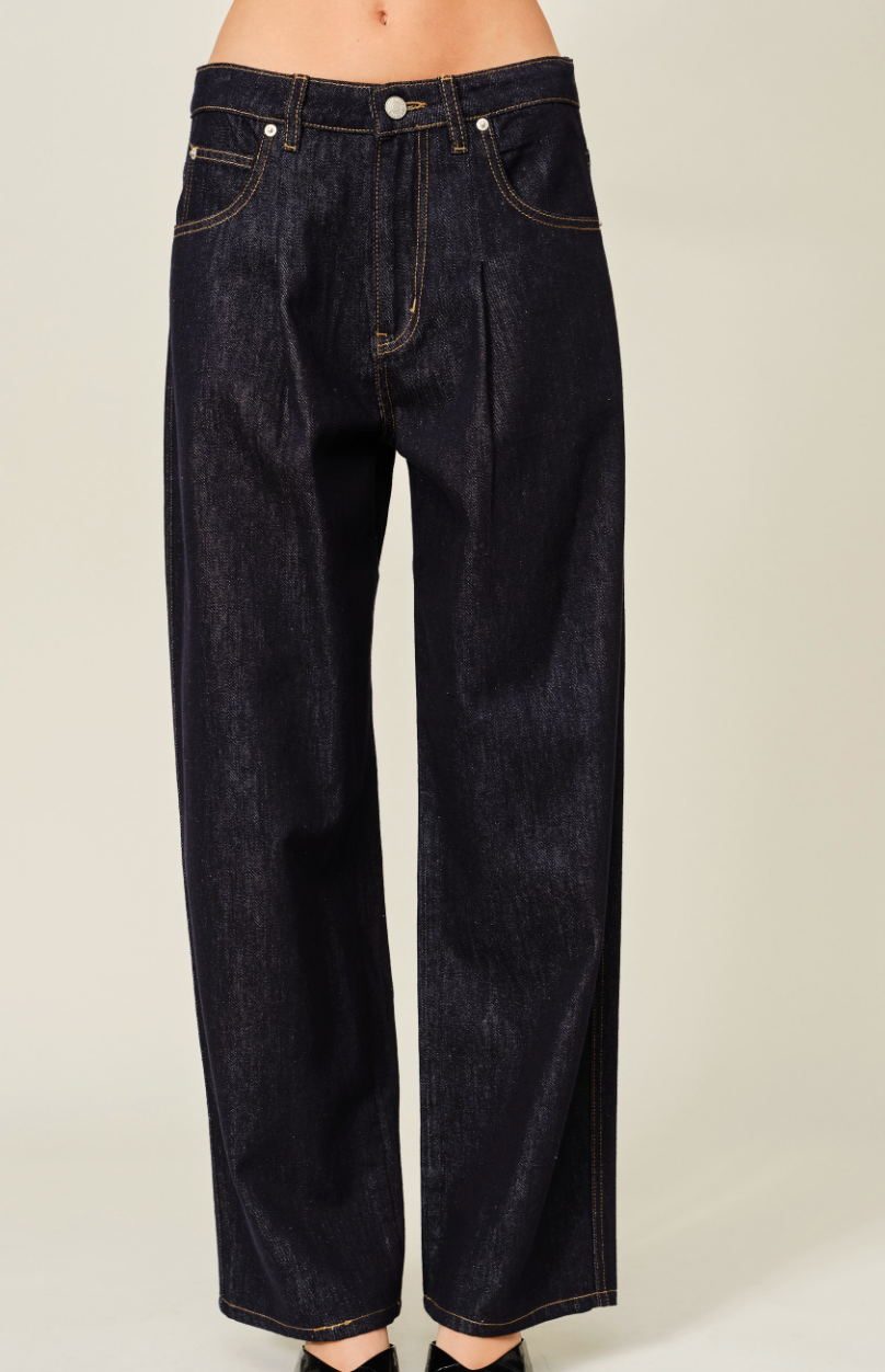 Pleated Soft Dark Denim Barrel Jeans