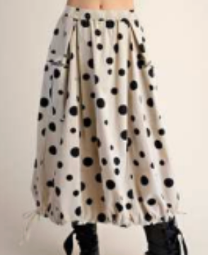 Cream & Black Polka Dot Skirt w Side Pocket Detail