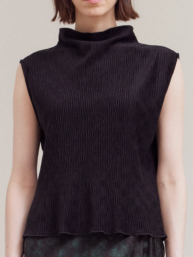Black Crinkled Velvet Sleeveless Mock Neck Top